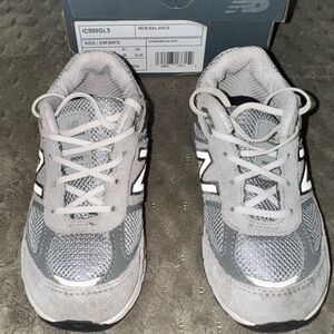 Used New Balance. Size Little Kids 9. Final sale